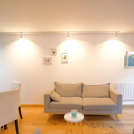Bright Apt With Garden In The Heart Of Paris *